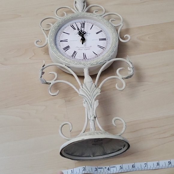 EUC Antique Style Clock - Picture 5 of 7